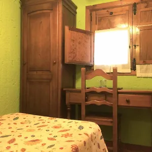 Hermanos Macias Hotell